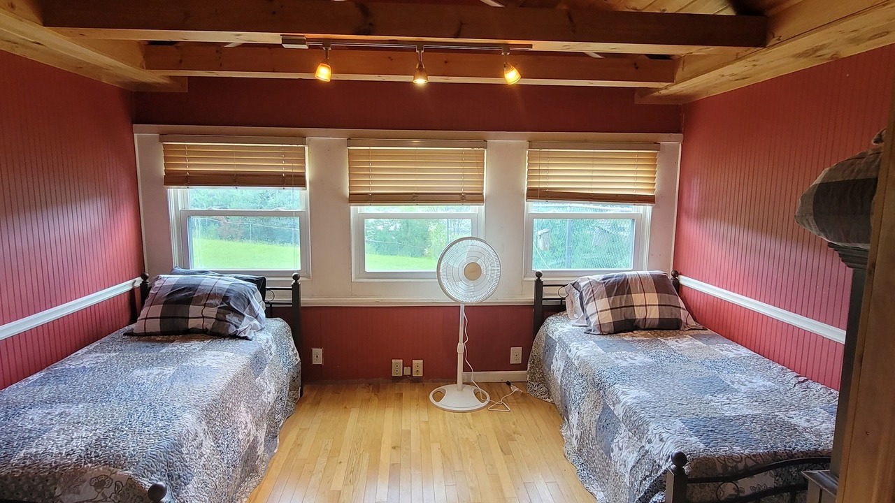 Photo of Bedroom in Town of Morehouse