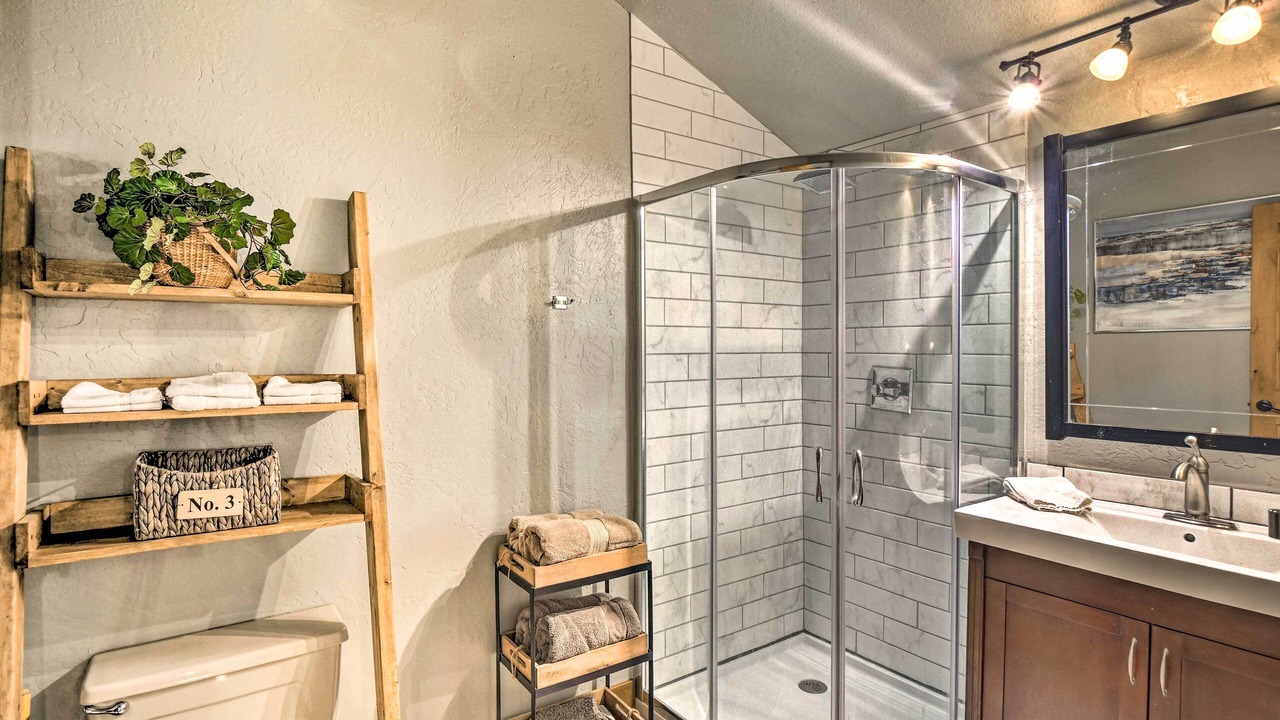 Photo of Bathroom in Silvercreek