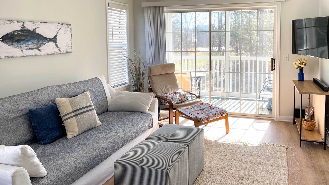 Photo of Livingroom in Longs