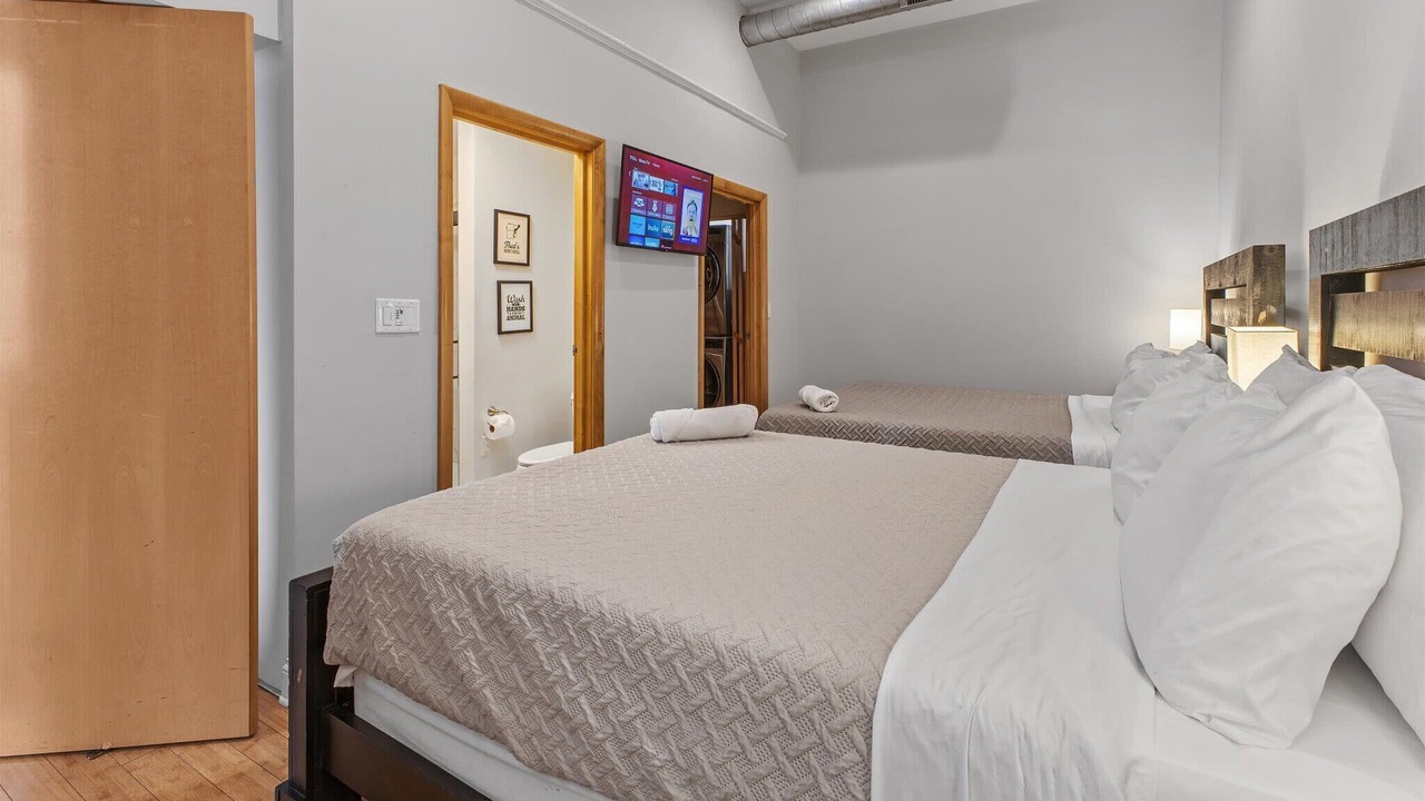 Photo of Bedroom in Wholesale District