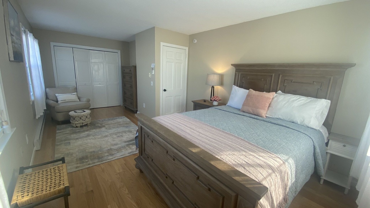 Photo of Others in Old Saybrook