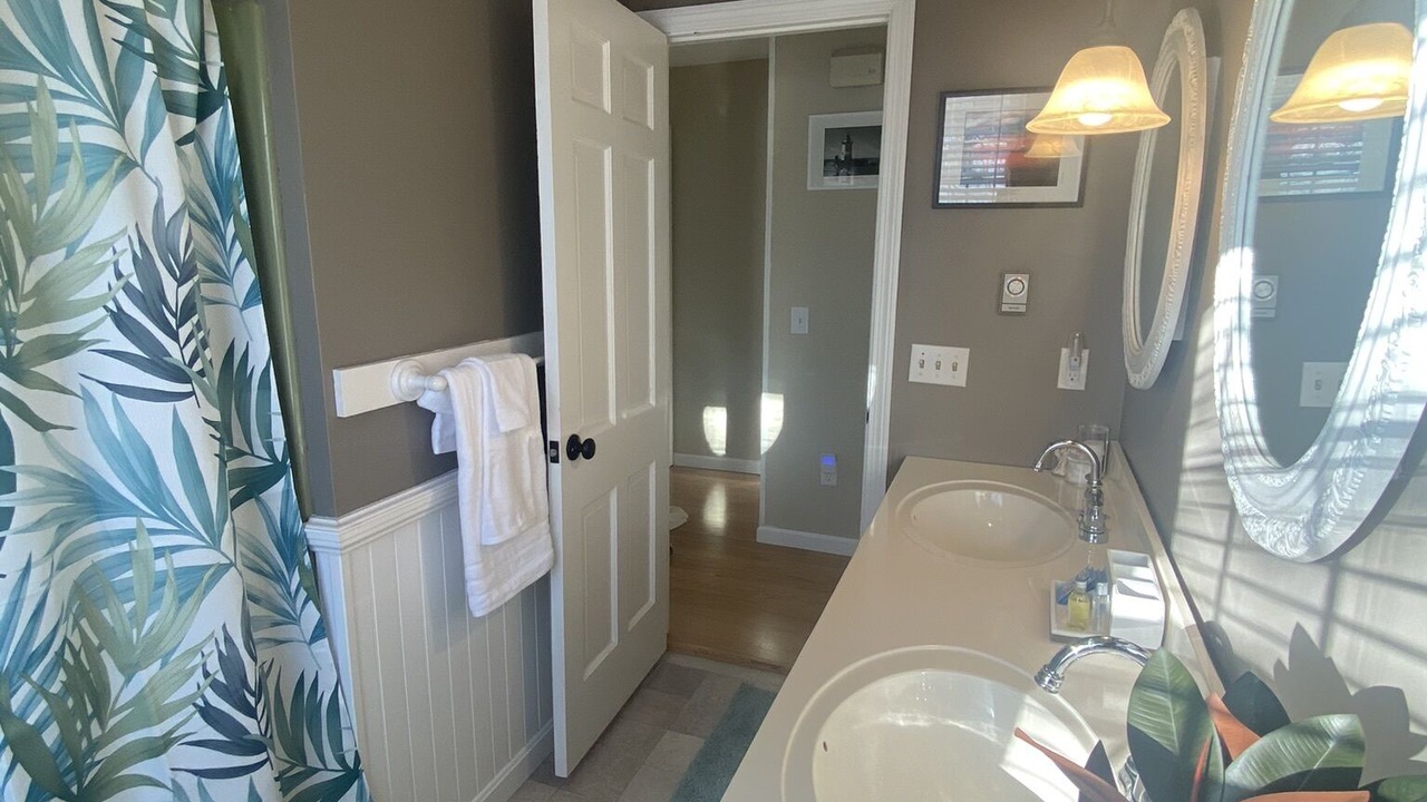 Photo of Bathroom in Old Saybrook
