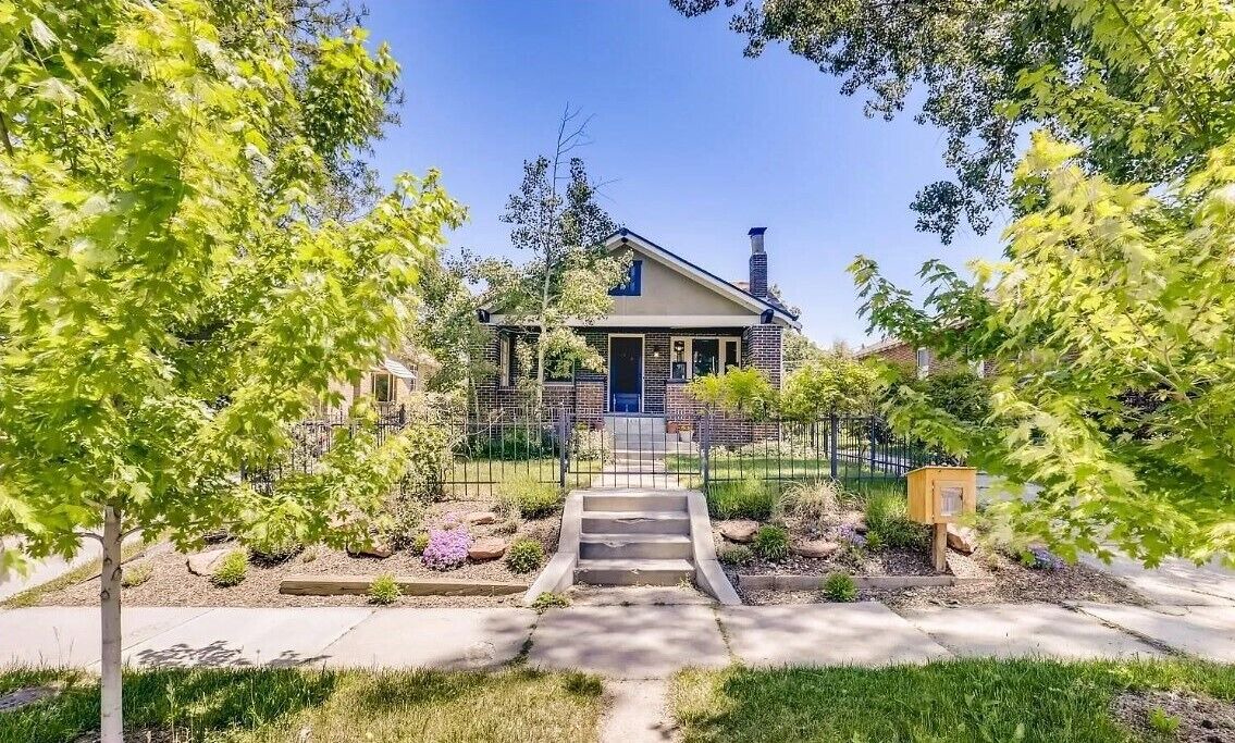 Photo of Outdoor in Hale