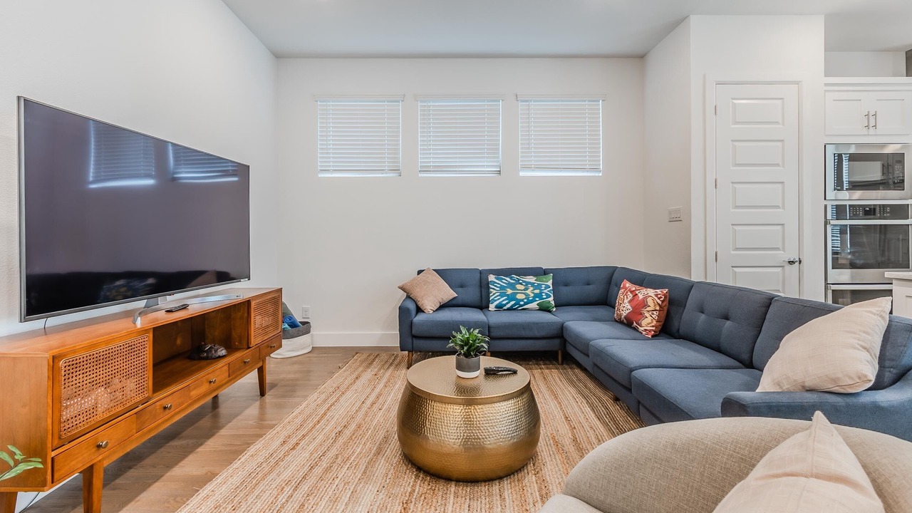 Photo of Livingroom in Legacy Park