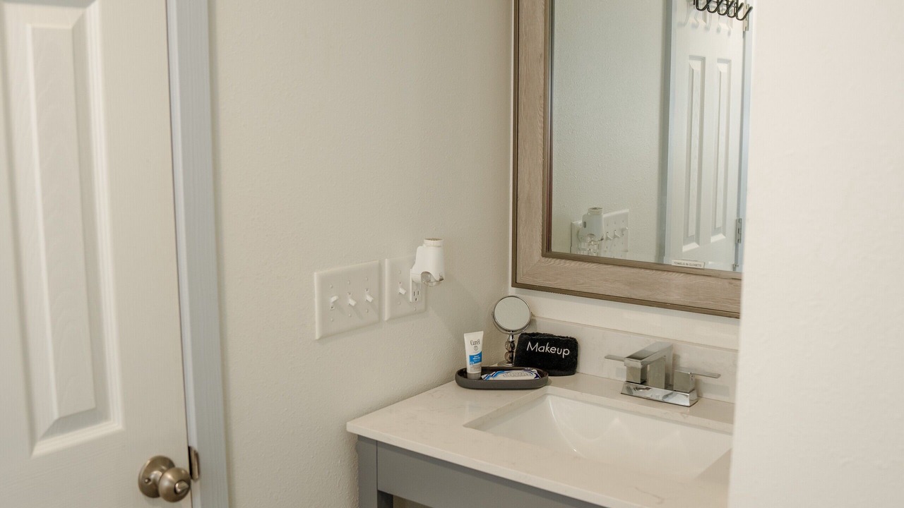 Photo of Bathroom in Mountain View