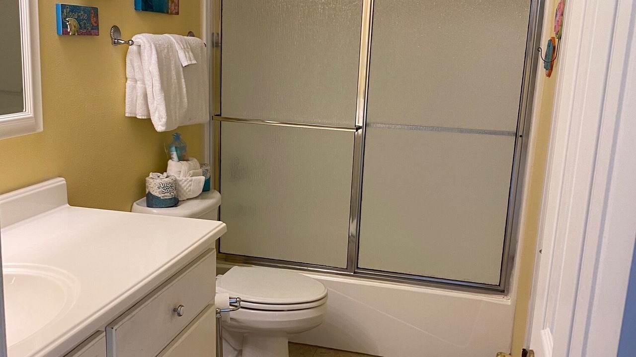 Photo of Others in Avalon Beach Estates