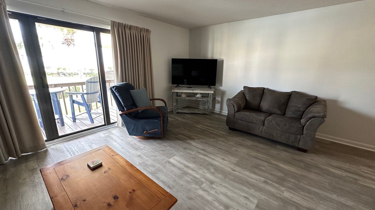 Photo of Livingroom in Avalon Beach Estates