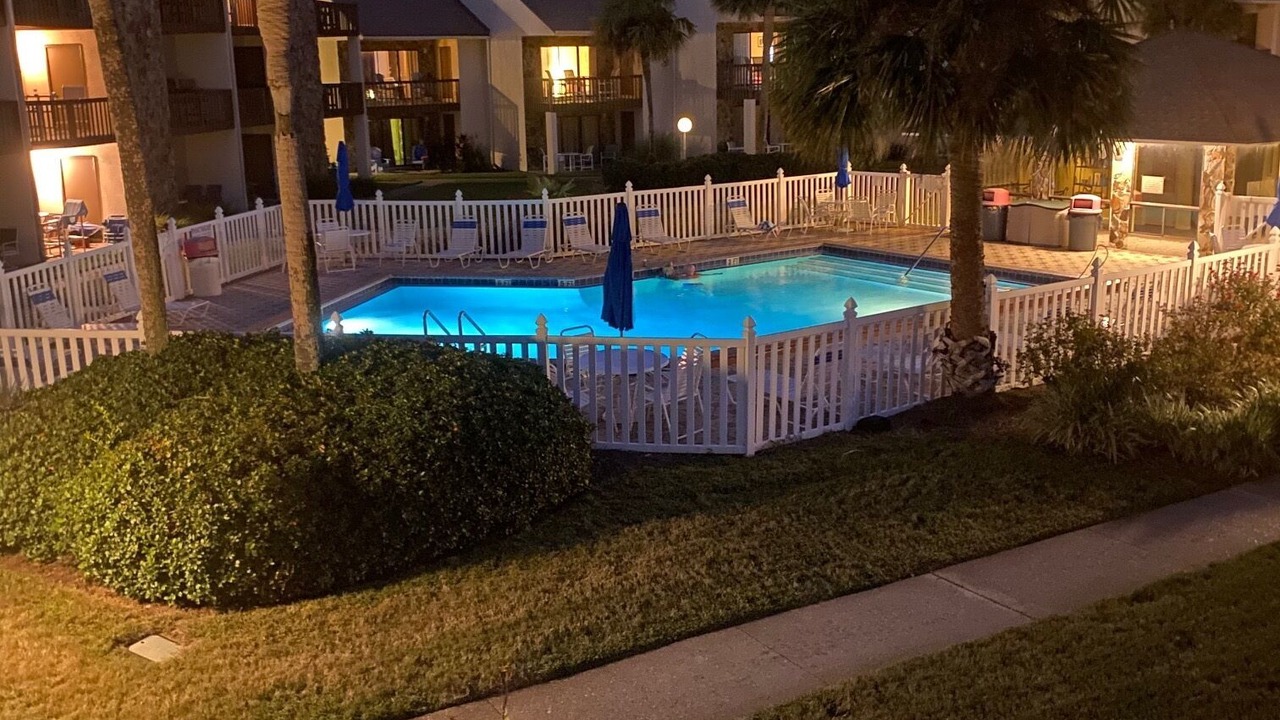 Photo of Patio Balcony in Avalon Beach Estates