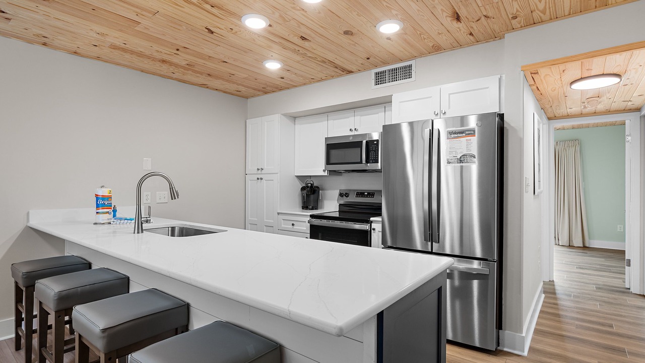 Photo of Kitchen in Avalon Beach Estates