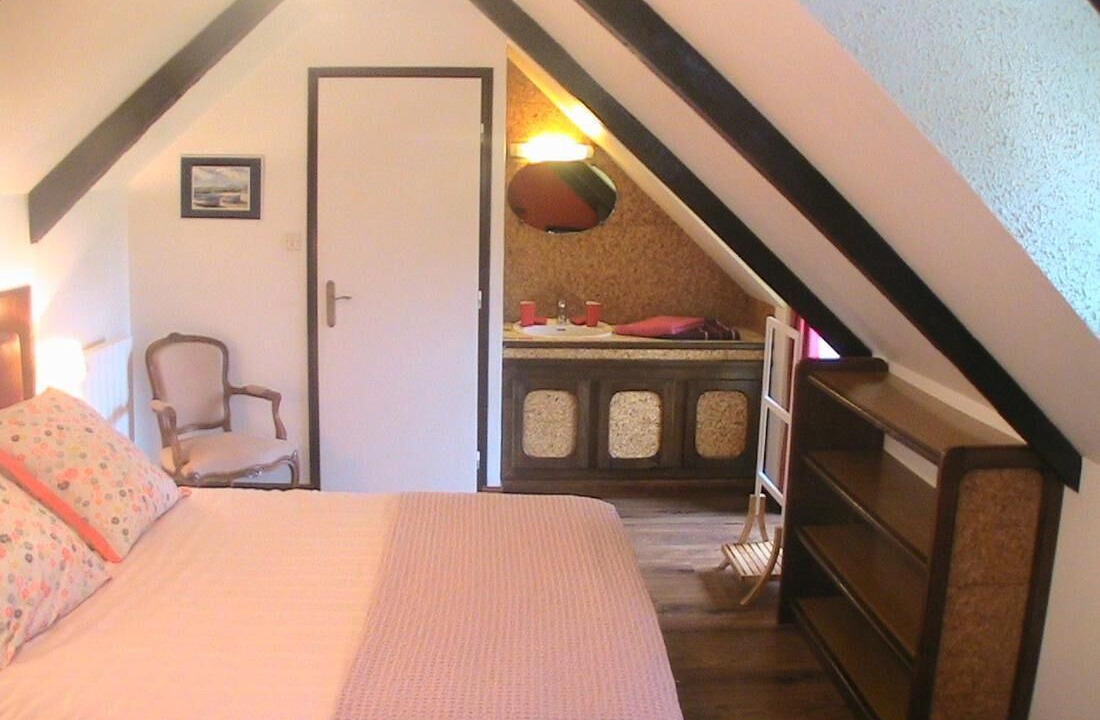 Photo of Bedroom in Plehedel