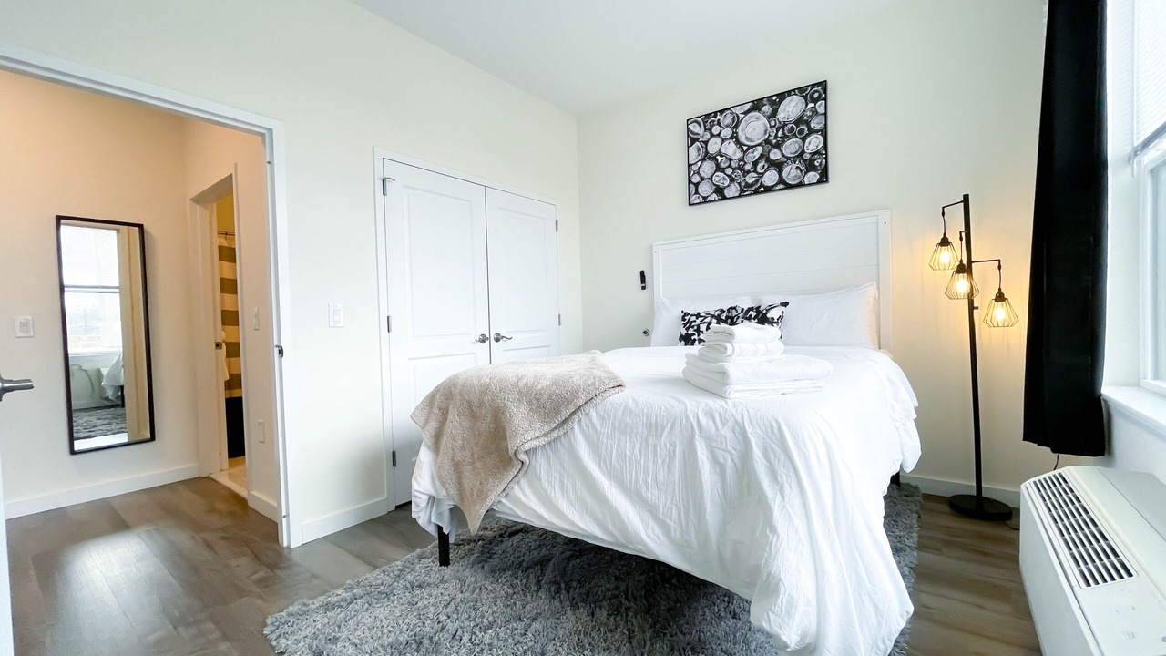 Photo of Bedroom in Bound Brook