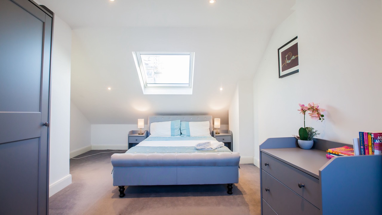 Photo of Bedroom in Berrylands