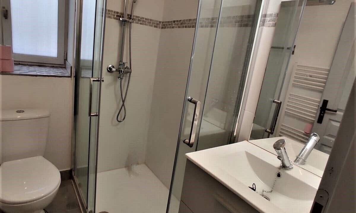 Photo of Bathroom in Agen