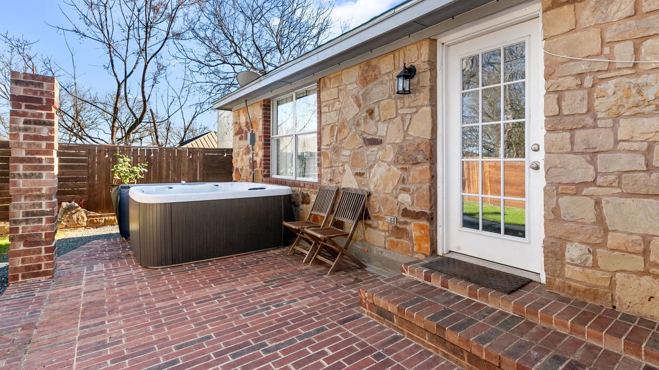 Photo of Patio Balcony in McKinney