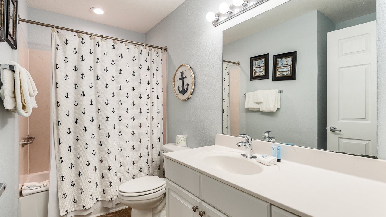 Photo of Bathroom in El Centro Beach
