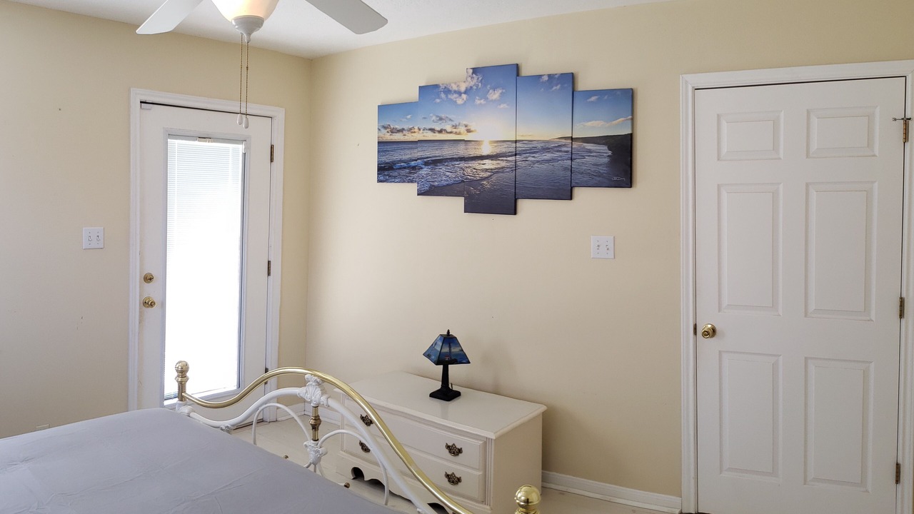 Photo of Bedroom in Oakhurst