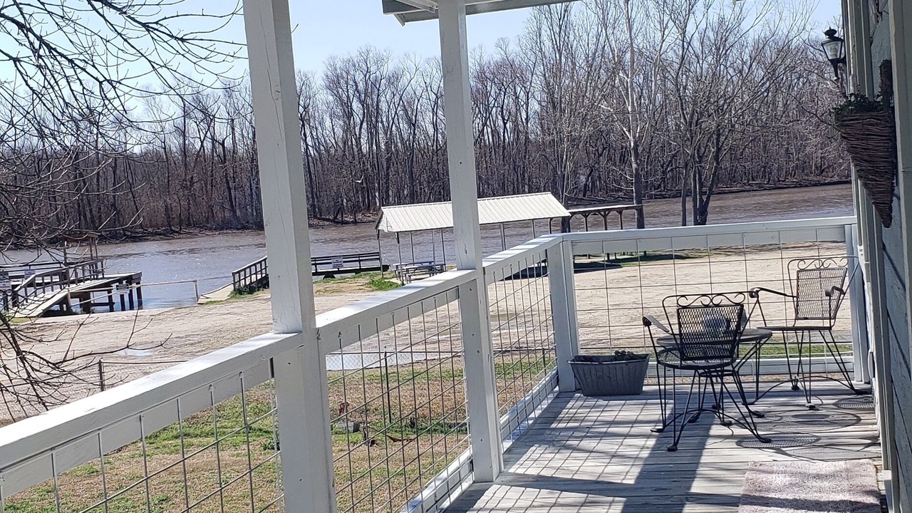 Photo of Outdoor in Oakhurst