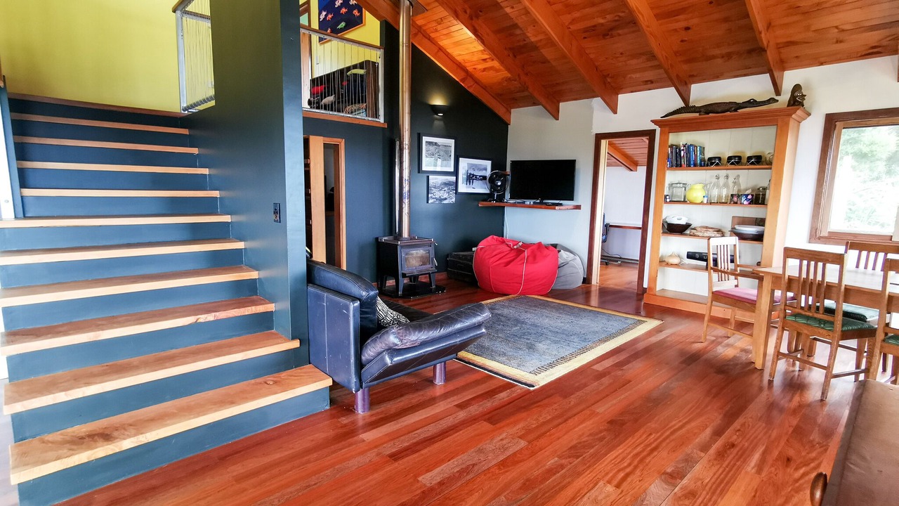 Photo of Others in Te Tii