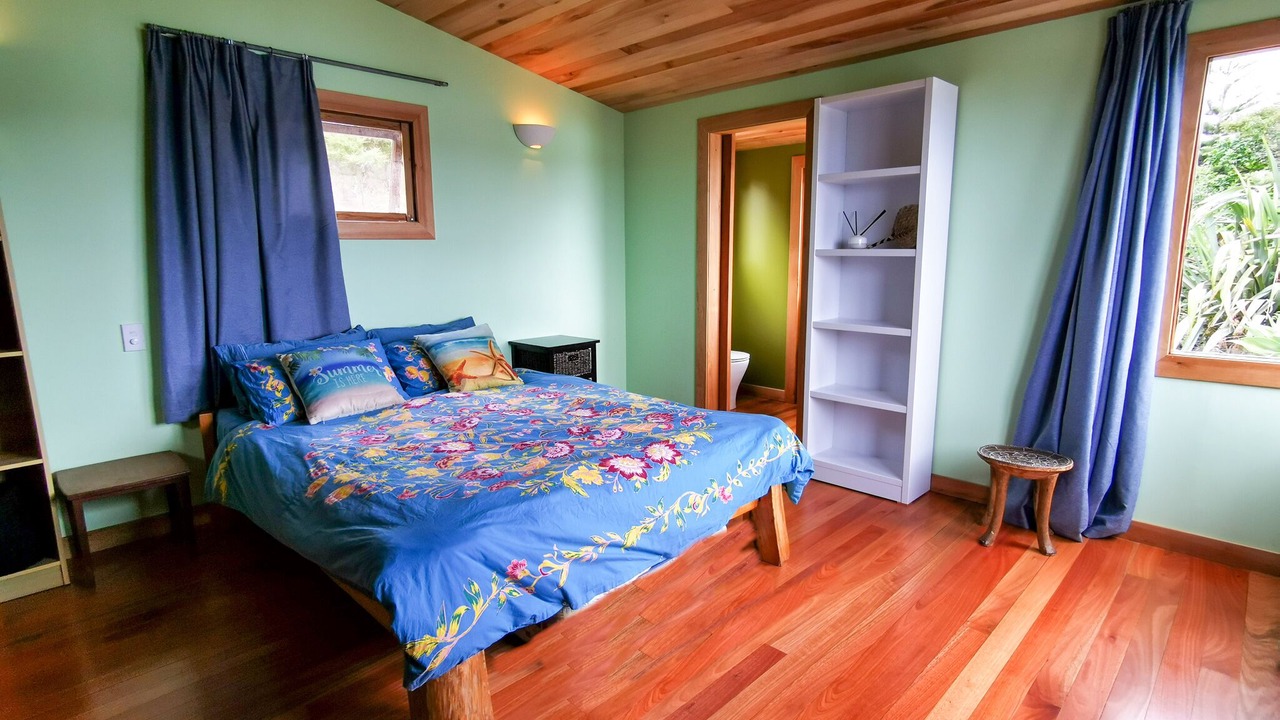 Photo of Bedroom in Te Tii