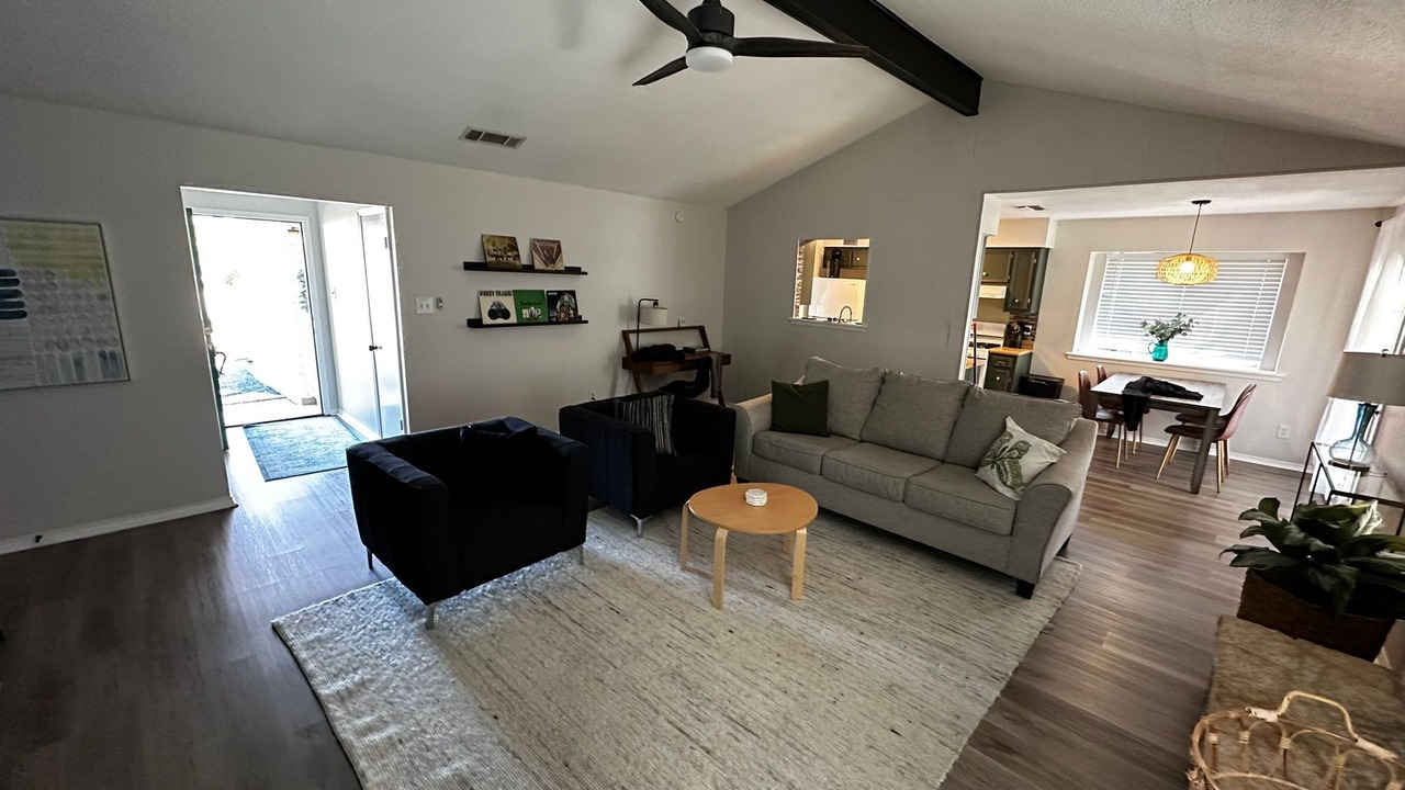 Photo of Bedroom in Leander