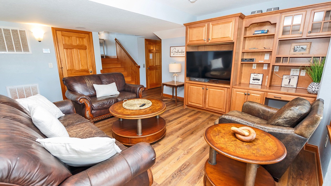 Photo of Livingroom in Whalehead Beach
