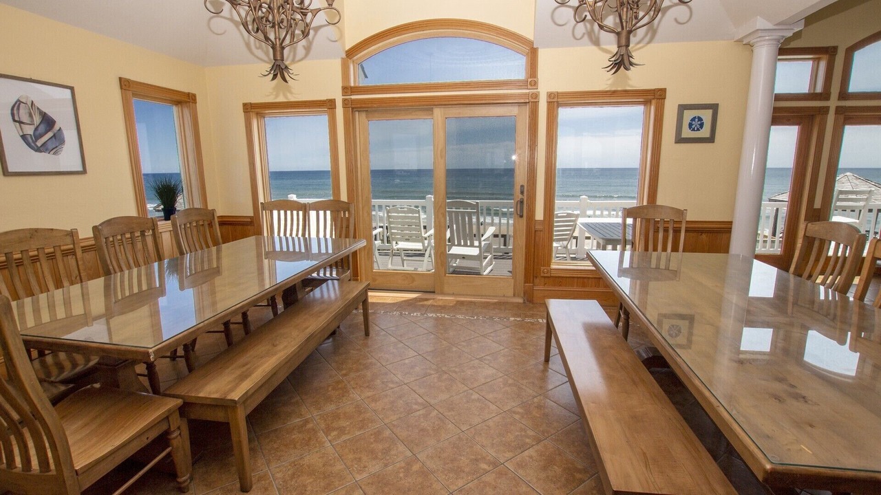 Photo of Others in Whalehead Beach