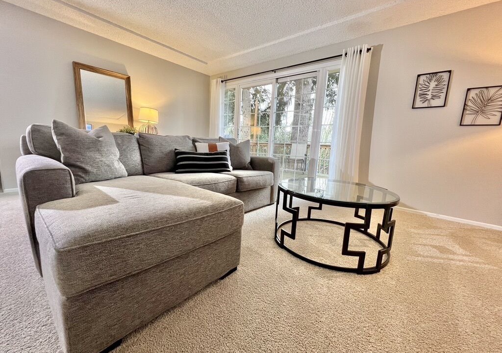 Photo of Livingroom in Bull Mountain