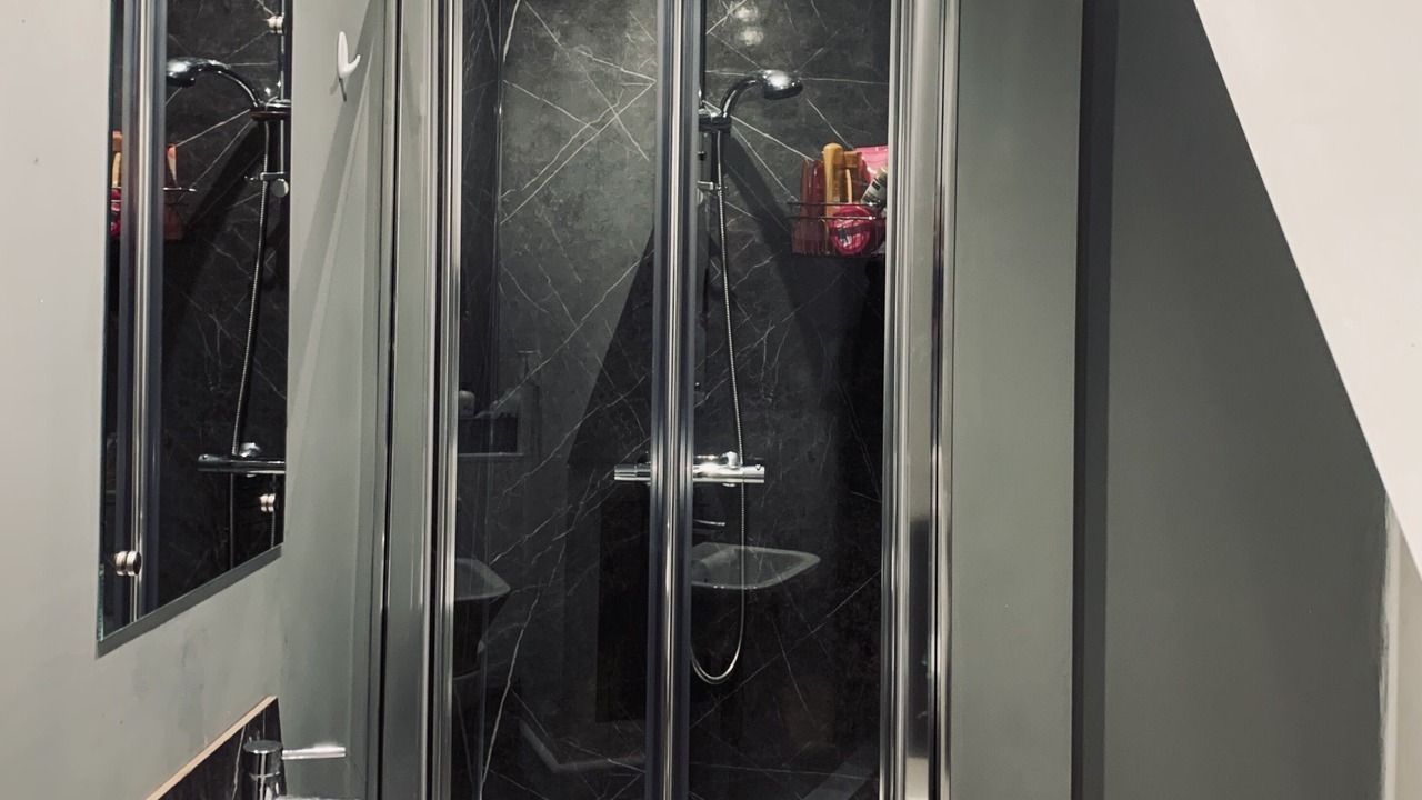 Photo of Bathroom in Warmingham