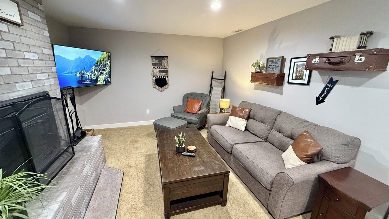 Photo of Livingroom in Greenburg