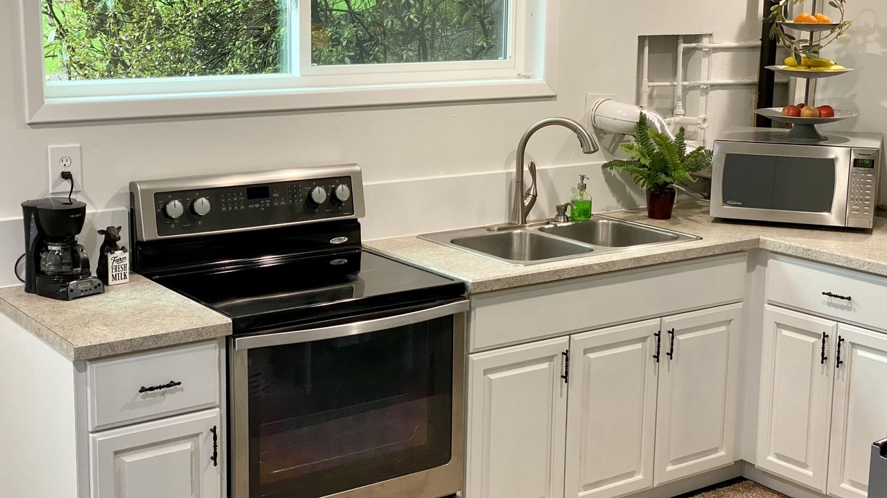 Photo of Kitchen in Greenburg