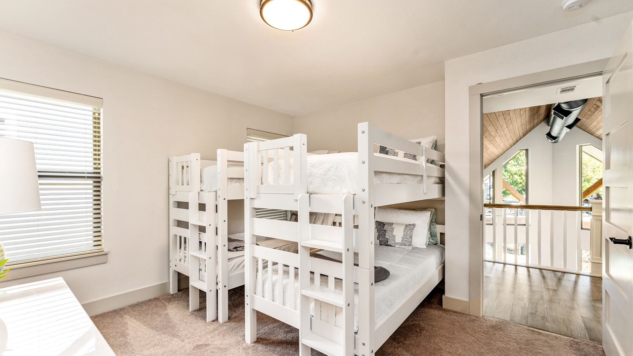 Photo of Bedroom in Enchanted Oaks