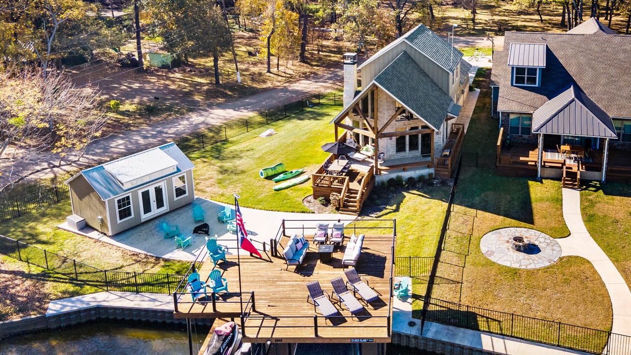 Photo of Outdoor in Enchanted Oaks