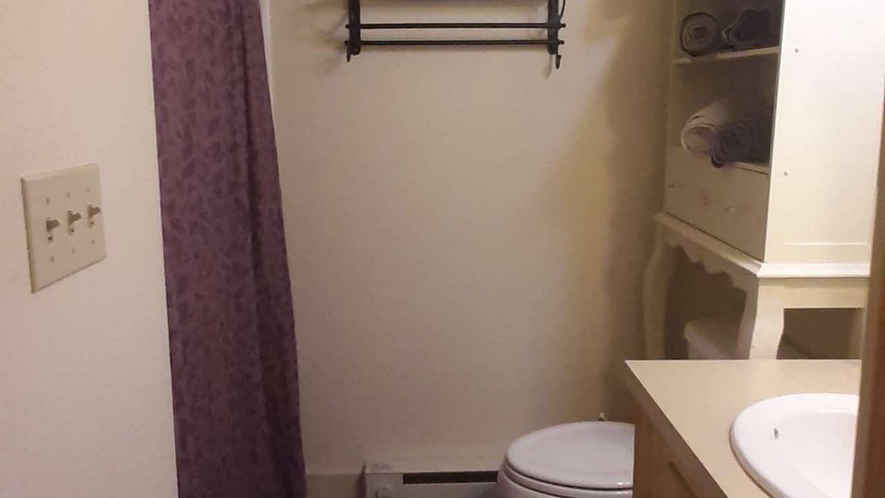 Photo of Bathroom in Monte Vista