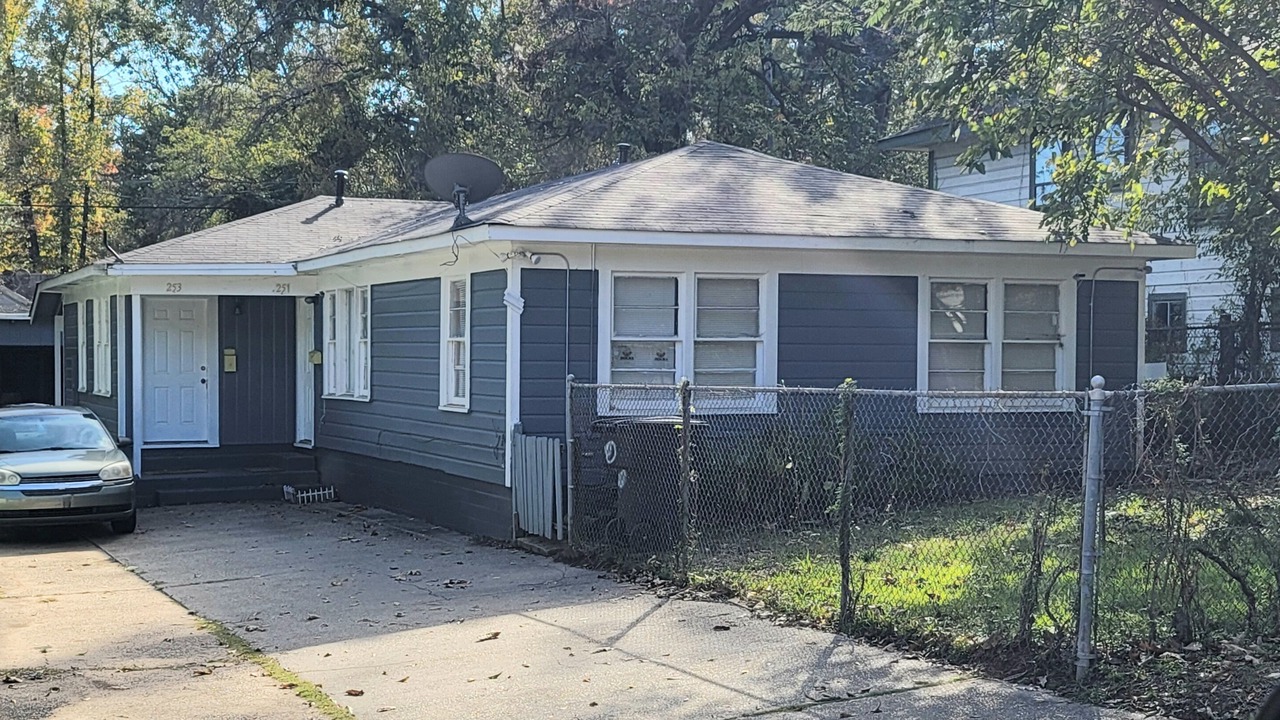 Photo of Outdoor in Highland Historic District