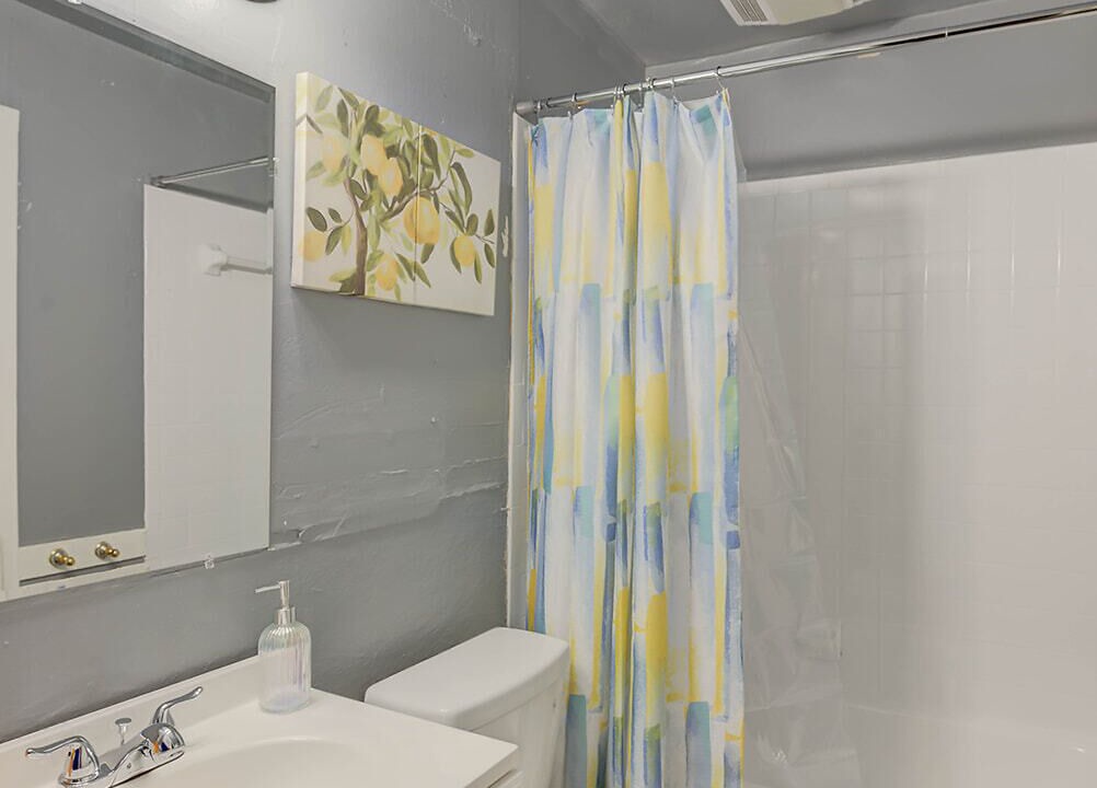 Photo of Bathroom in Highland Historic District