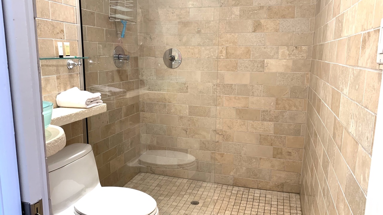 Photo of Bathroom in Highland Lake Estates