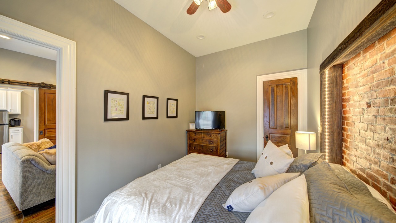 Photo of Bedroom in White Mills