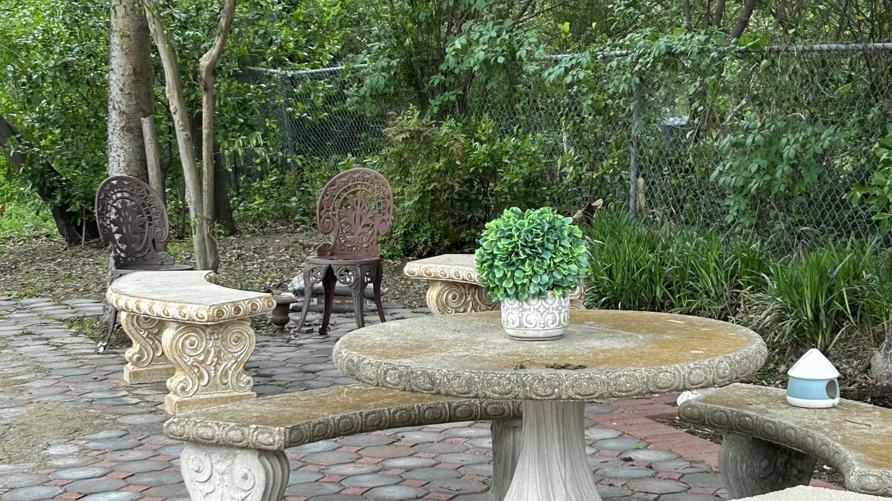 Photo of Patio Balcony in Sulphur Springs