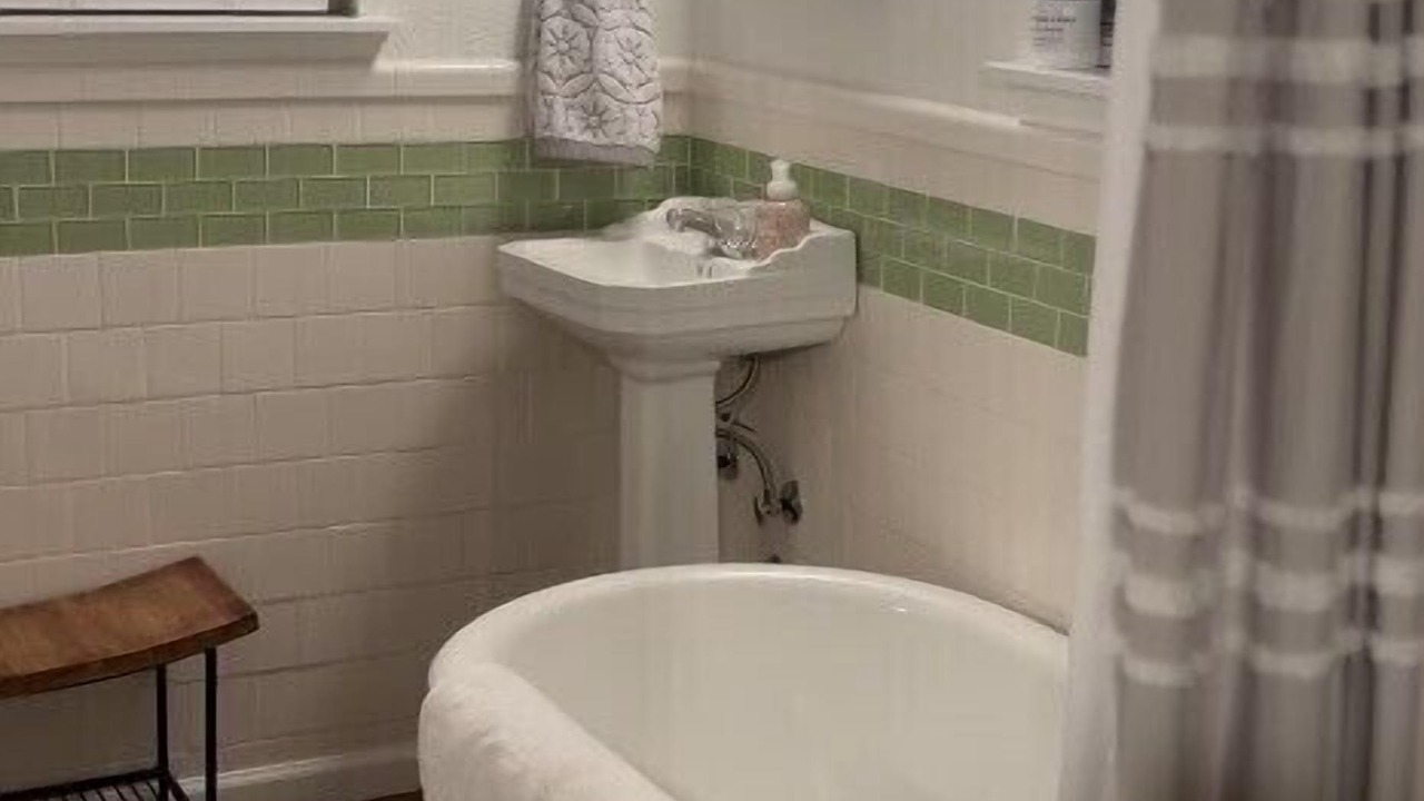 Photo of Bathroom in Sulphur Springs