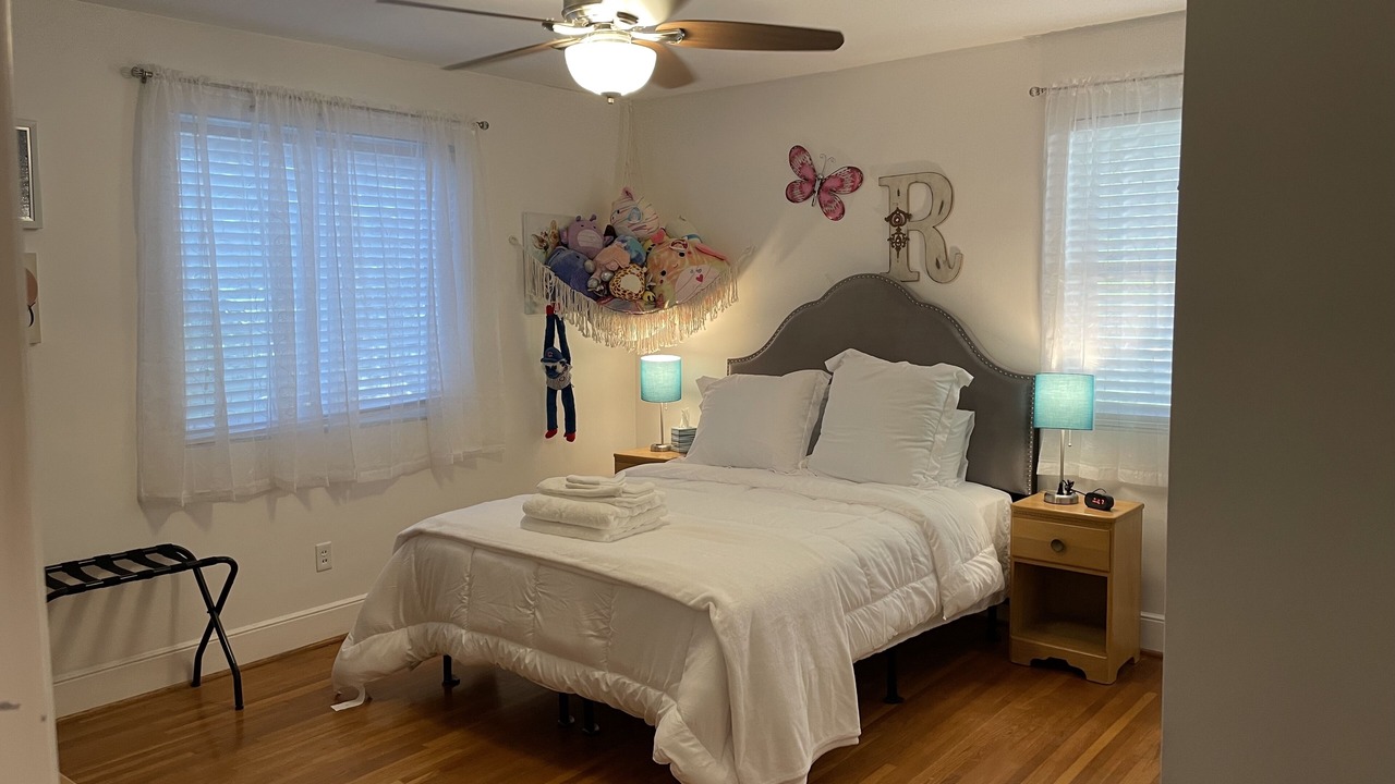 Photo of Bedroom in Summerville