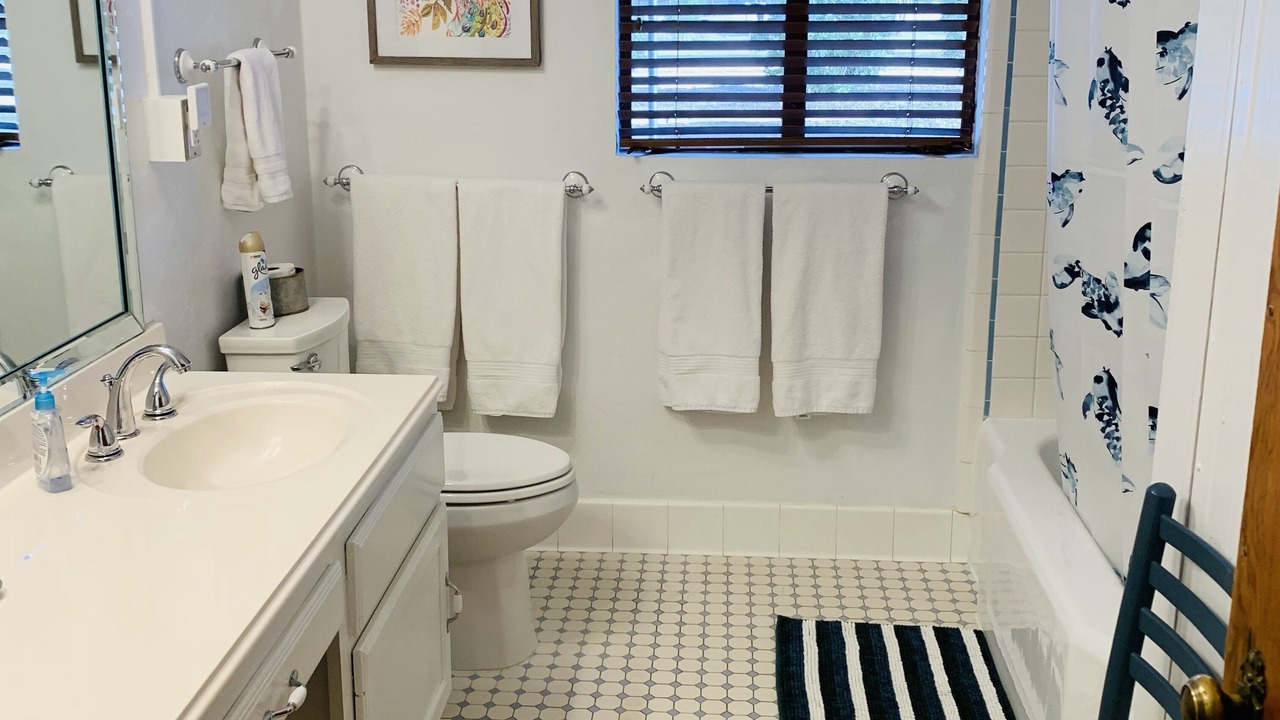 Photo of Bathroom in Bandera