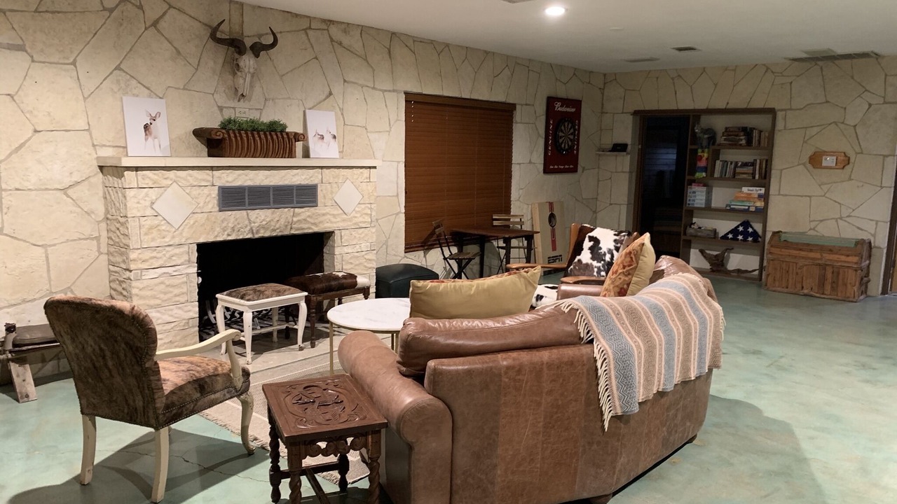 Photo of Bedroom in Bandera