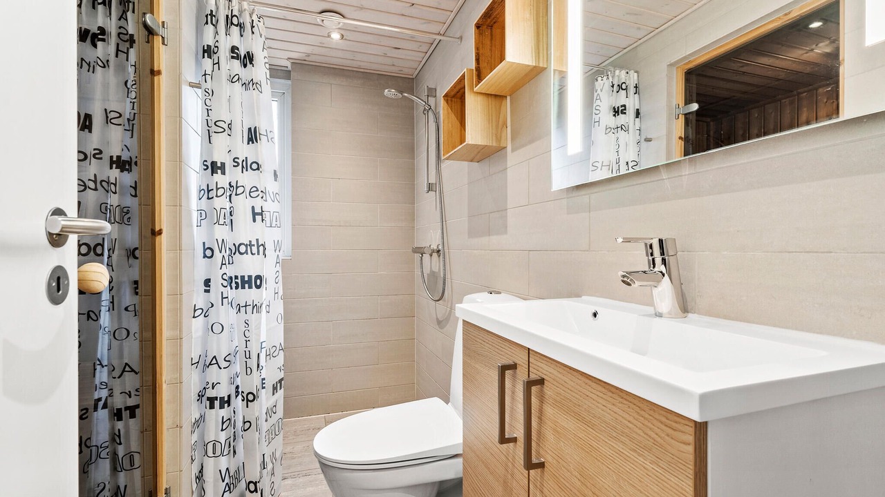 Photo of Bathroom in Kryle