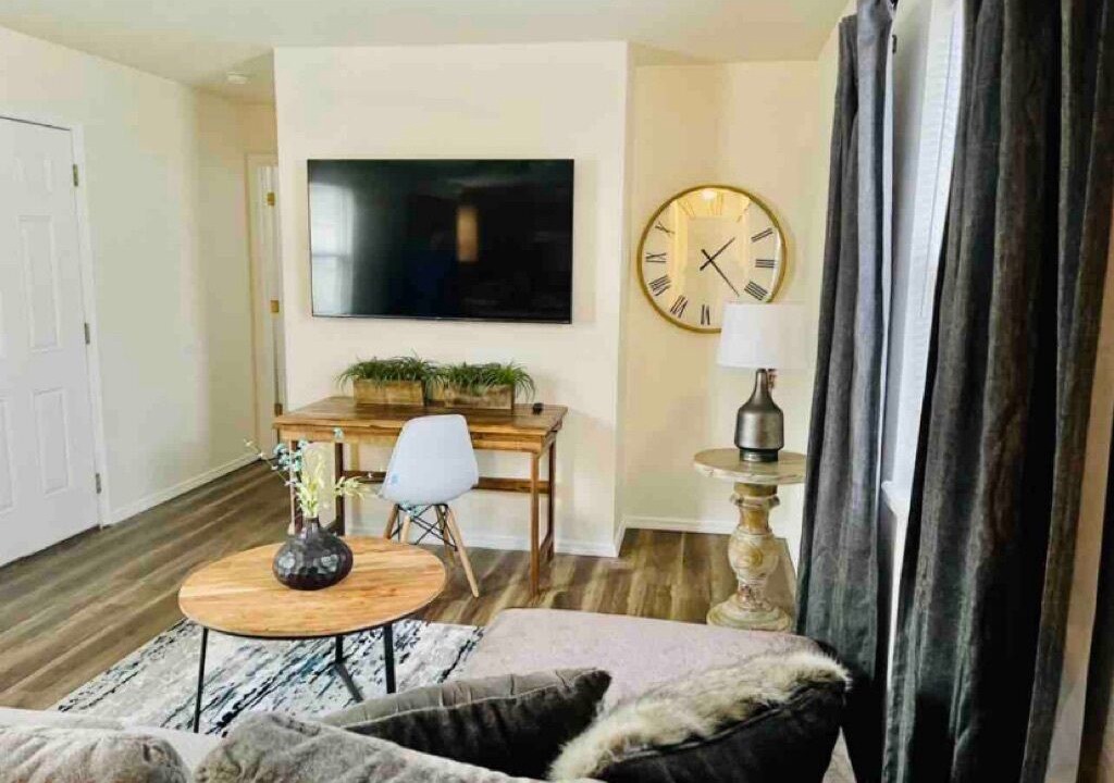 Photo of Livingroom in West Plains