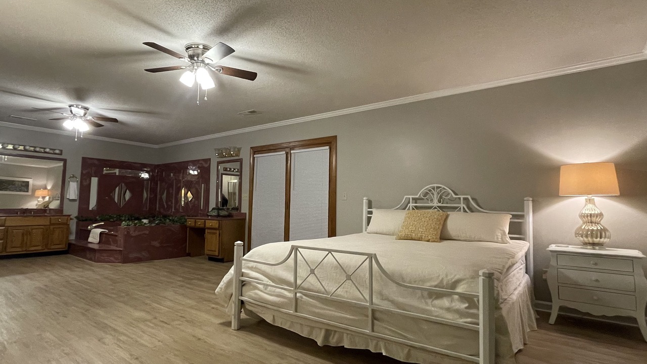 Photo of Bedroom in Trenton