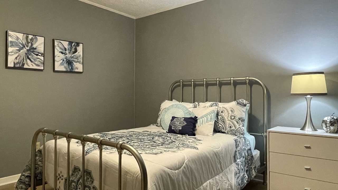 Photo of Bedroom in Trenton