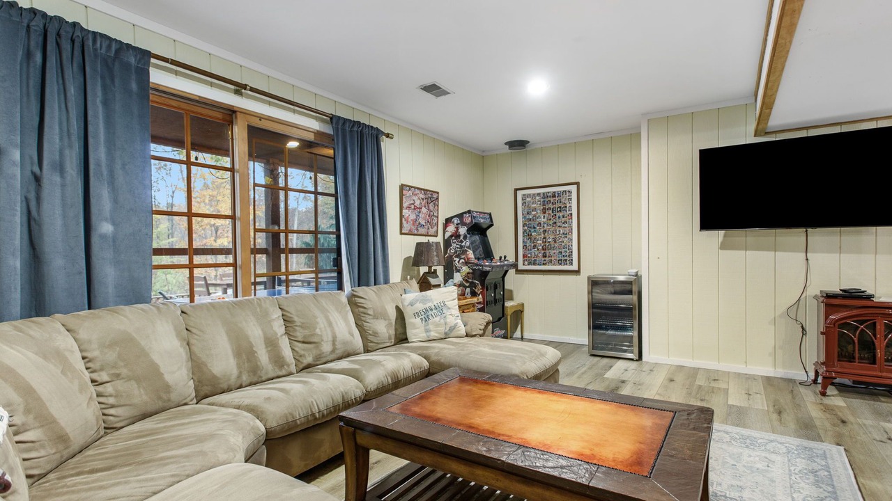Photo of Livingroom in Fennville