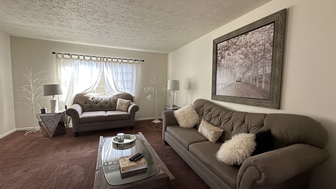 Photo of Livingroom in Aliquippa