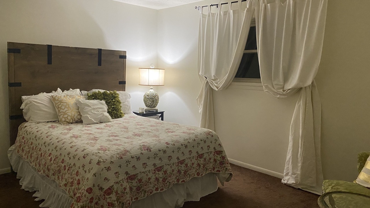 Photo of Bedroom in Aliquippa