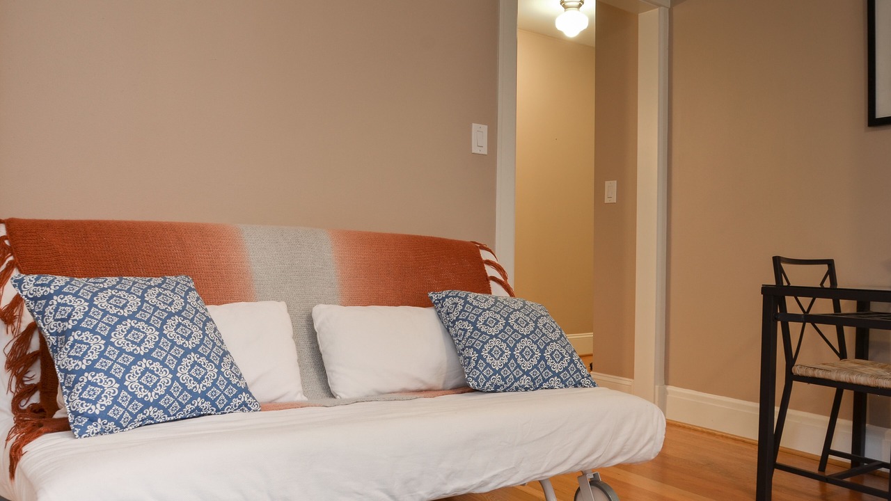 Photo of Livingroom in Belltown